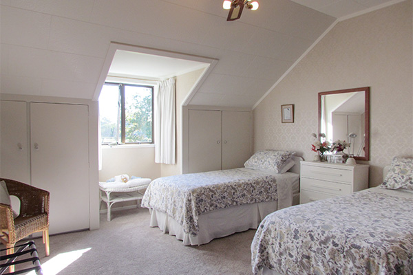 B&B Lodging in the Coromandel - Jacaranda Lodge - Twin Room B&B Lodging in the Coromandel - Jacaranda Lodge - Twin Room