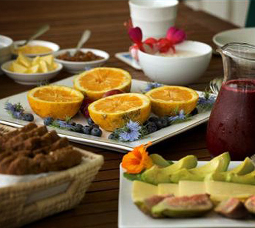 Coromandel Accommodation - Jacaranda Lodge - Breakfast Coromandel Accommodation - Jacaranda Lodge - Breakfast